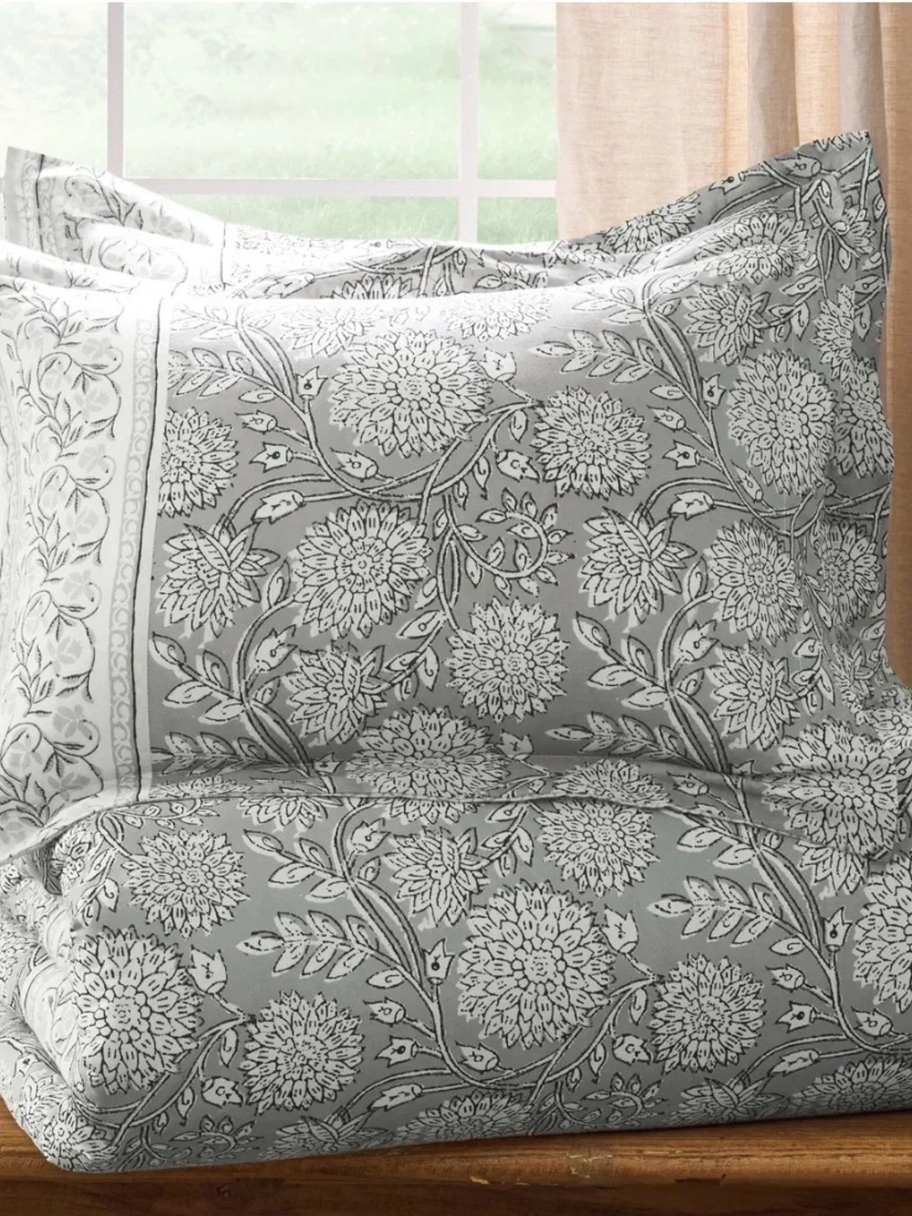 Levtex Home Adare Block Print Duvet Cover Set in Gray - Full/Queen